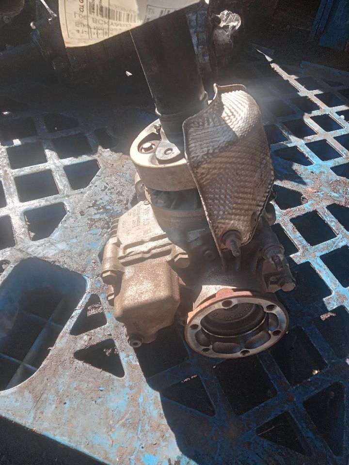2018 VOLKSWAGEN GOLF 1.8L 4cyl Turbo Gasoline TRANSFER CASE ASSY - 391536