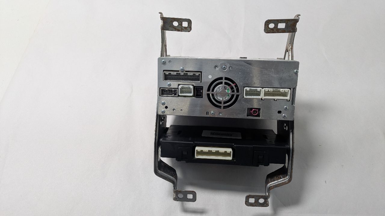 2020 NISSAN PATHFINDER 3.5L 6cyl Gasoline VVT Radio Audio - 391635 — photo 3
