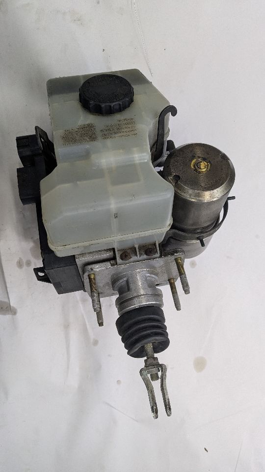 2002 TOYOTA 4 RUNNER BRAKE MASTER CYL - 391672
