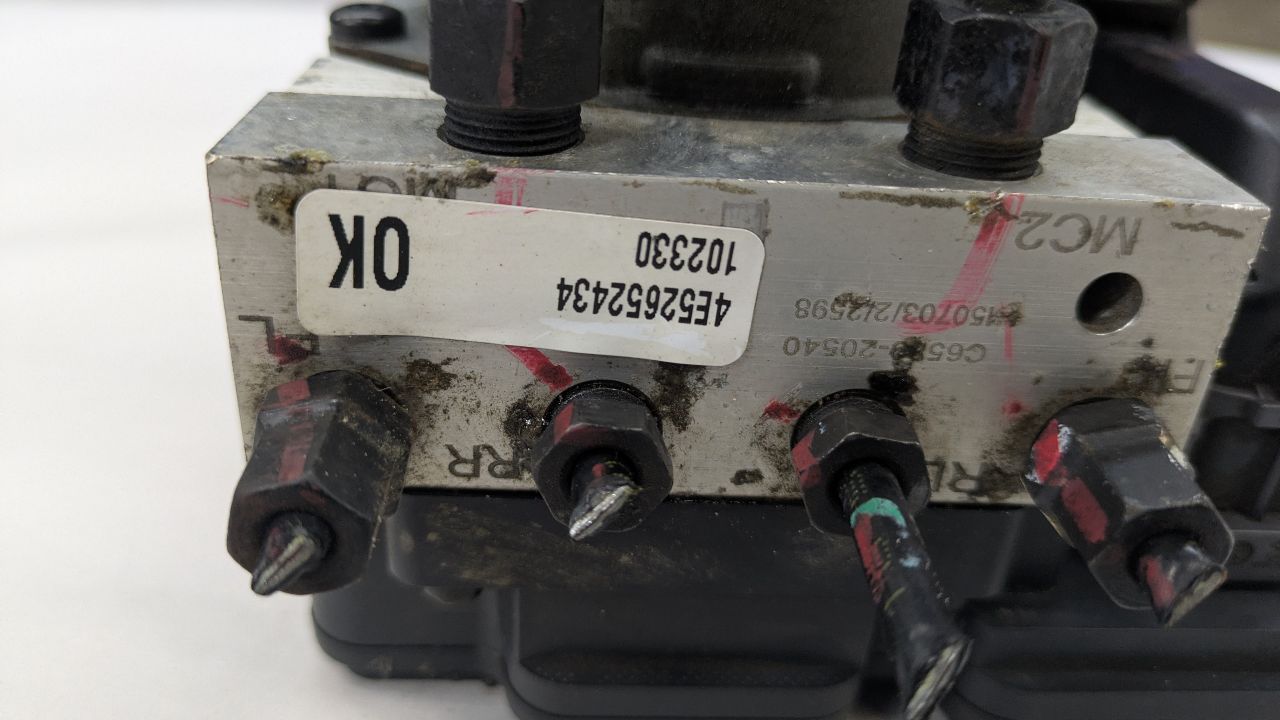 2016 KIA SORENTO 6cyl Gasoline 3.3 Anti-lock Brake Pts - 391676 — photo 8