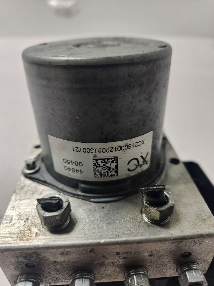 2023 TOYOTA CAMRY 2.5L 4cyl Gasoline Anti-lock Brake Pts - 391701 — photo 3
