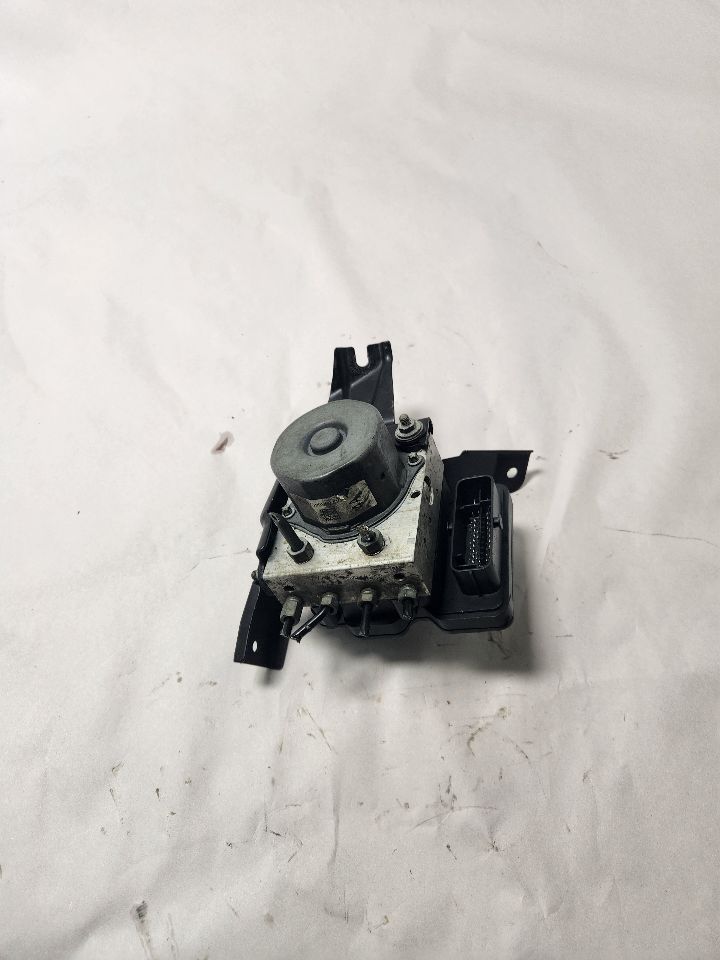 2015 ACURA RDX 3.5L 6cyl Gasoline VVT Anti-lock Brake Pts - 391703