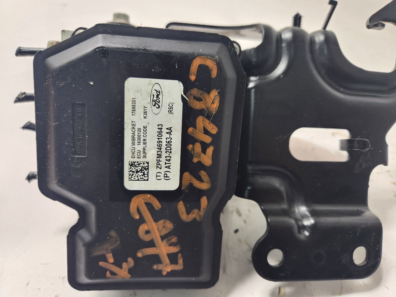 2010 FORD EDGE 6cyl Gasoline 3.5 Anti-lock Brake Pts - 391709 — photo 3