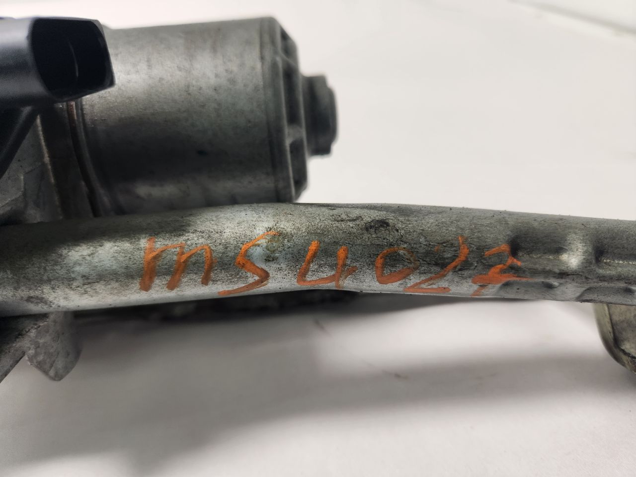 2018 ALFA-ROMEO GIULIA 2.0L 4cyl Turbo Gasoline WIPER MOTOR, WDSH - 391717 — photo 2
