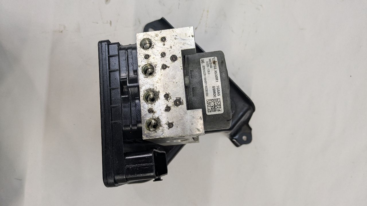 2019 HONDA PASSPORT 3.5L 6cyl Gasoline VVT Anti-lock Brake Pts - 391719 — photo 2