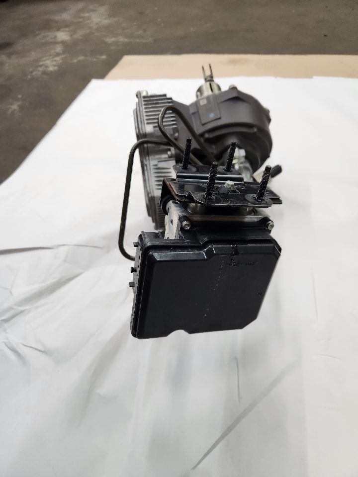 2012 INFINITI M35 6cyl Hybrid 3.5 l DOHC Anti-lock Brake Pts - 391750 — photo 3