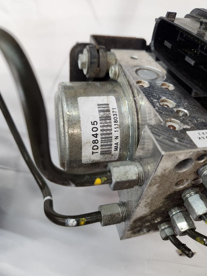 2012 INFINITI M35 6cyl Hybrid 3.5 l DOHC Anti-lock Brake Pts - 391750 — photo 7