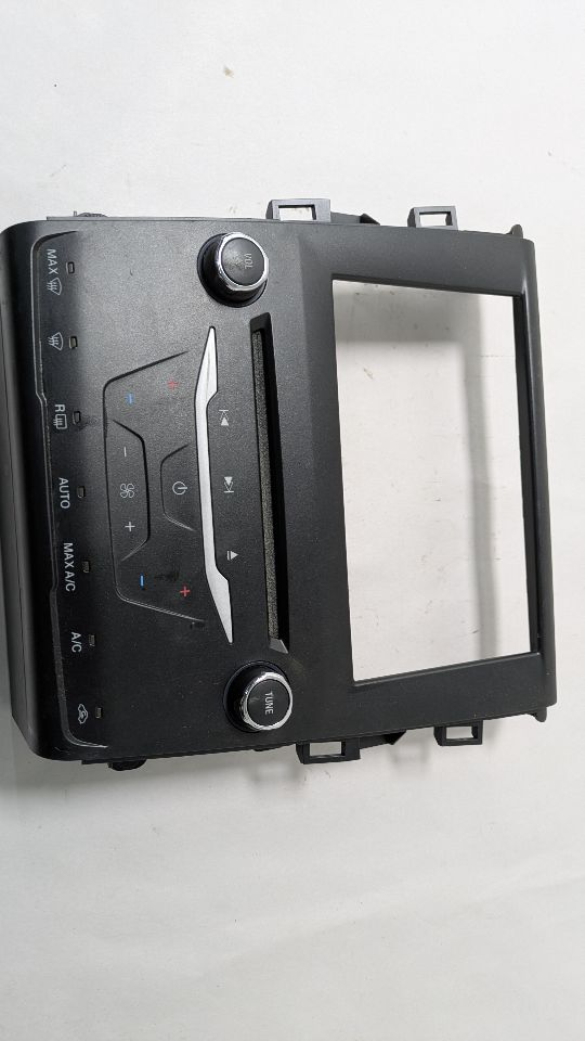 2013 FORD FUSION 4cyl Gasoline Turbo 1.6 Radio Audio - 391757 — photo 1