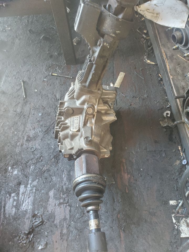 2009 PONTIAC VIBE 4cyl Gasoline 2.4 TRANSFER CASE ASSY - 391821