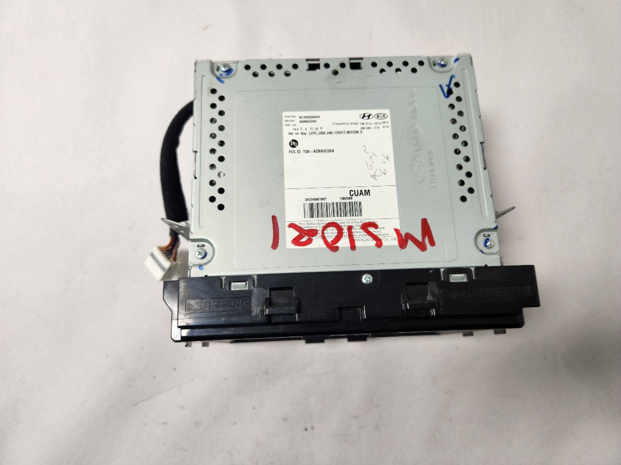 2018 HYUNDAI SONATA 2.4L 4cyl Gasoline VVT Radio Audio - 391880 — photo 2
