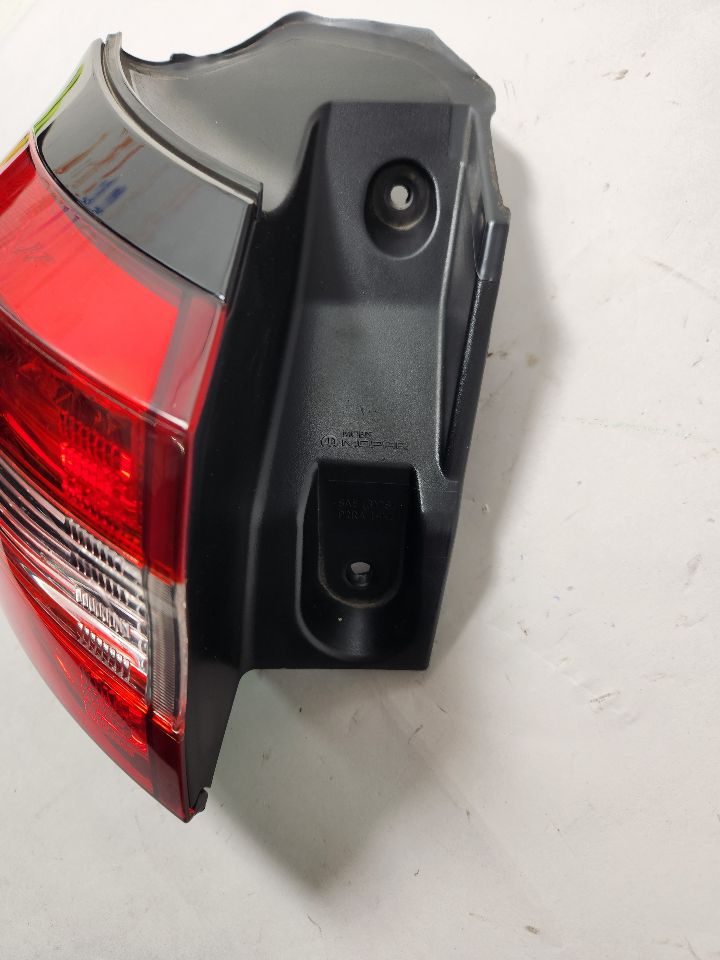 2014 JEEP CHEROKEE 6cyl Gasoline 3.2 Left TAIL LAMP - 391919 — photo 4