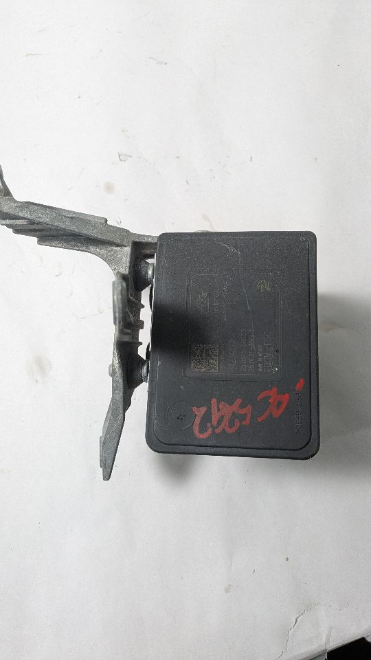 2018 CADILLAC ATS 2.0L 4cyl Turbo Gasoline Anti-lock Brake Pts - 392024