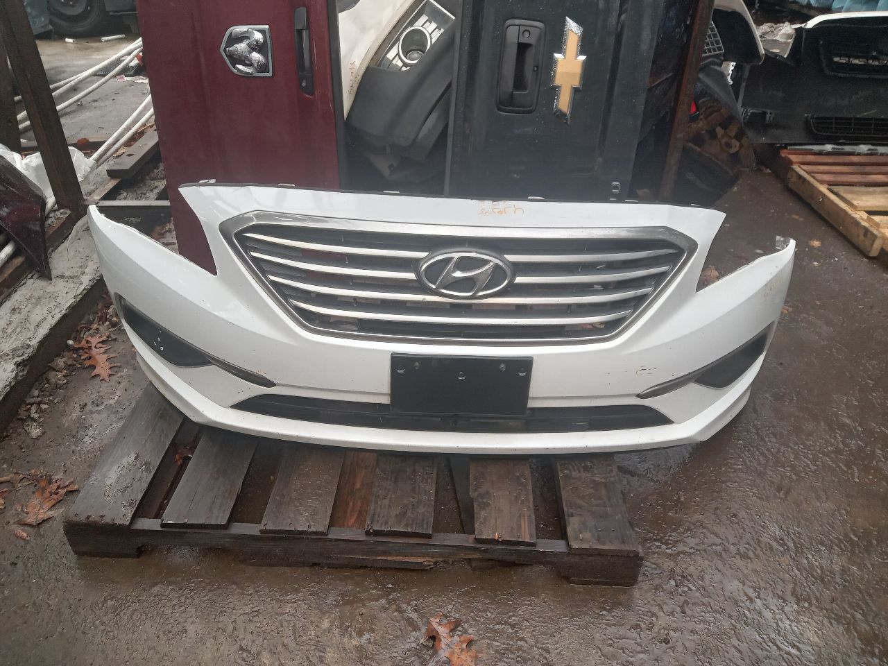 2016 HYUNDAI SONATA 4cyl Gasoline 2.4 PZEV BUMPER ASSY, FRONT - 392472 — photo 1