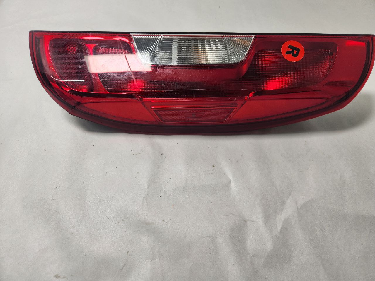 2015 DODGE PROMASTER CITY 2.4L 4cyl Gasoline VVT Right TAIL LAMP - 392499