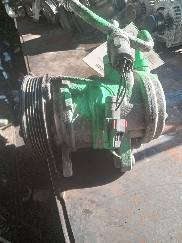 2007 JEEP LIBERTY 6cyl Gasoline 3.7 AC COMPRESSOR - 392628
