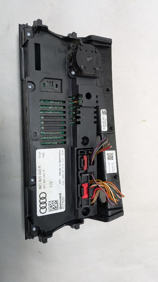 2014 AUDI A4 4cyl Gasoline Turbo 2.0 TEMP CONTROL - 392641 — photo 2