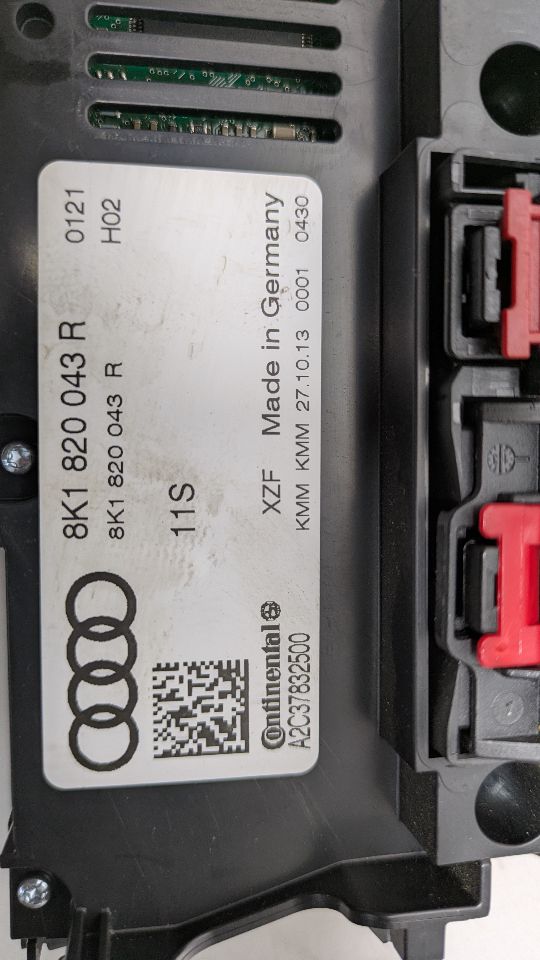 2014 AUDI A4 4cyl Gasoline Turbo 2.0 TEMP CONTROL - 392641 — photo 3