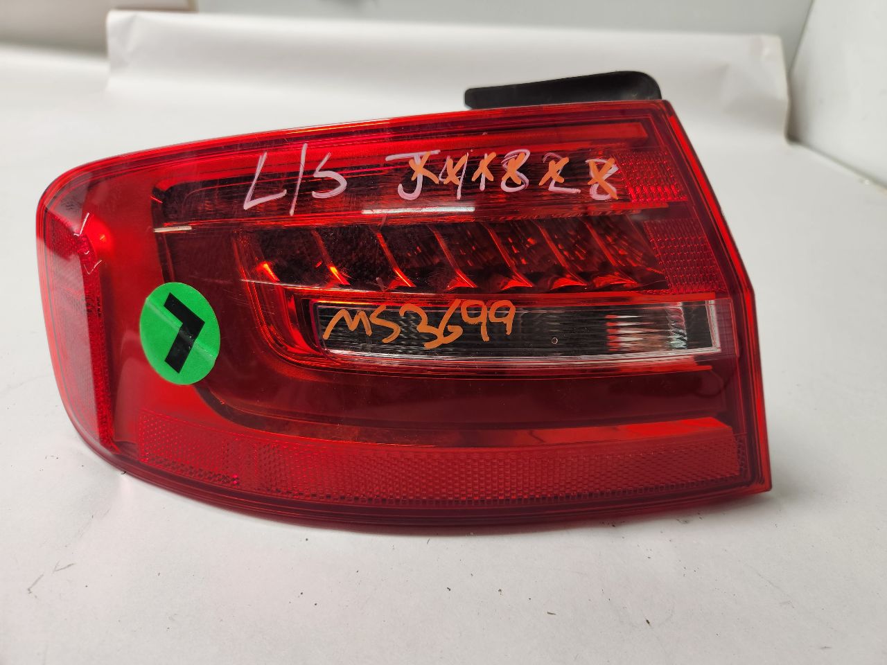 2014 AUDI A4 4cyl Gasoline Turbo 2.0 Left TAIL LAMP - 392645