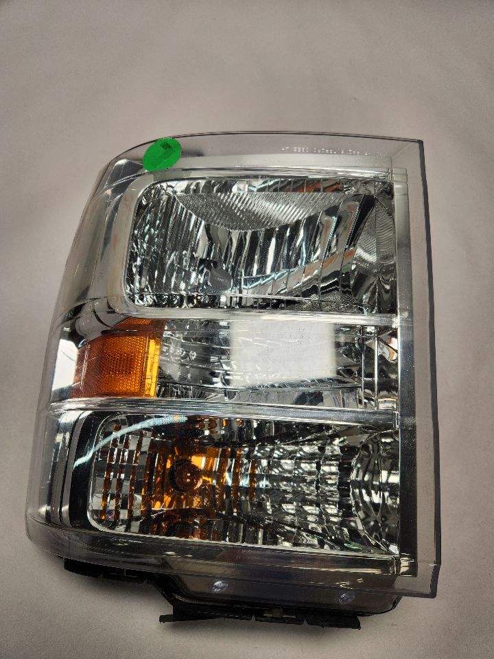 2012 FORD E250 VAN 4.6L 8cyl Gasoline Left HEADLAMP ASSEMBLY - 392762