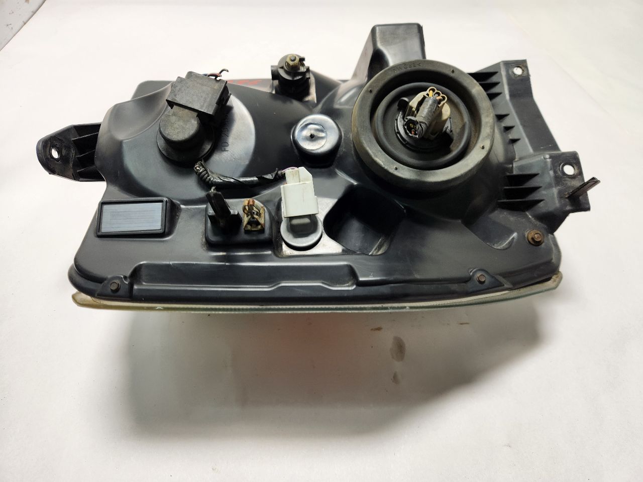 2010 FORD E250 VAN 4.6L 8cyl Gasoline Left HEADLAMP ASSEMBLY - 392776 — photo 5