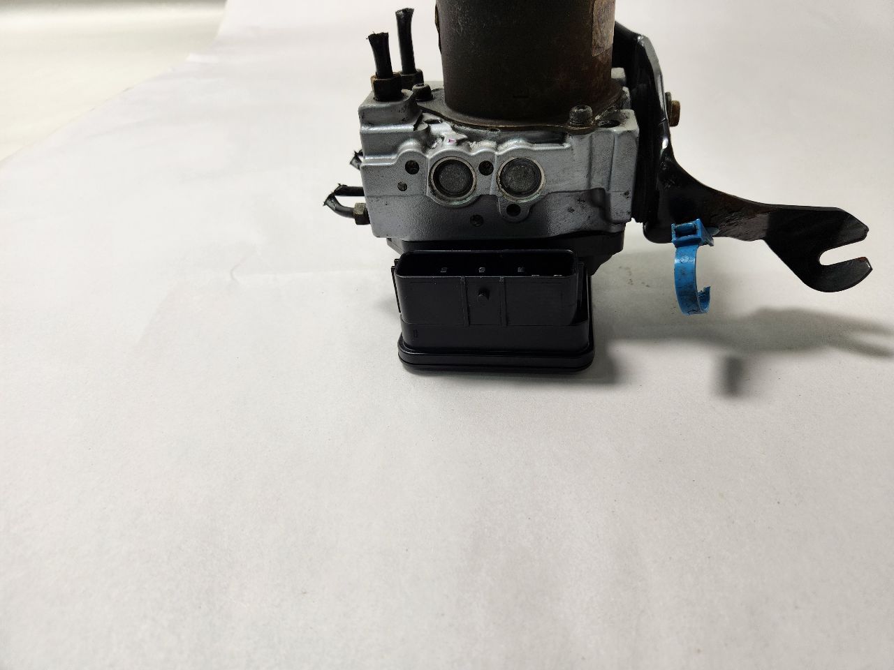 2007 ACURA TL 3.2L 6cyl Gasoline Anti-lock Brake Pts - 392808 — photo 2