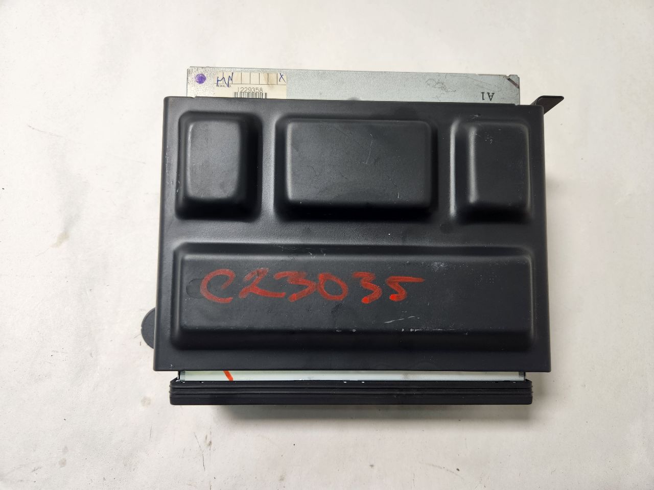 2007 ACURA TL 3.2L 6cyl Gasoline Radio Audio - 392811 — photo 2