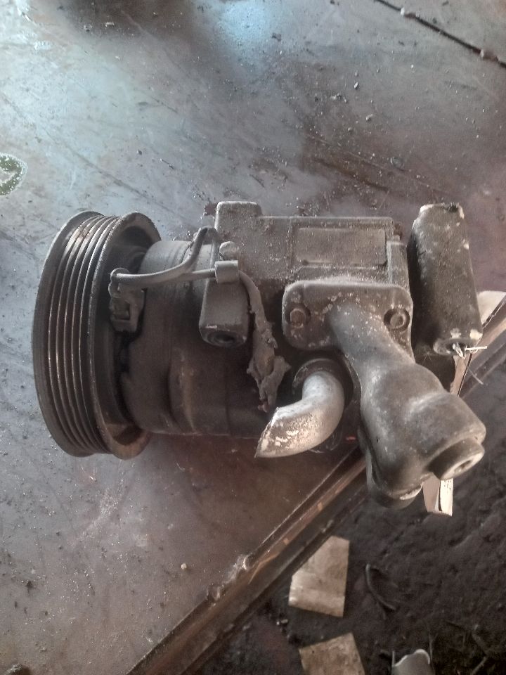 2007 ACURA TL 3.2L 6cyl Gasoline AC COMPRESSOR - 392813 — photo 1