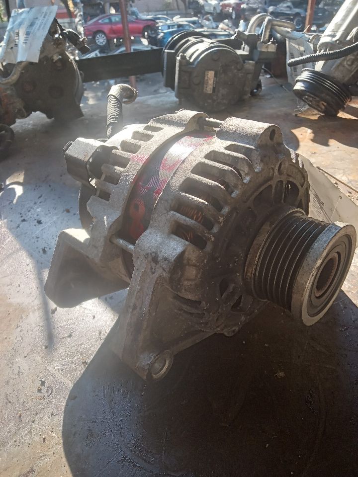 2015 CHEVROLET SONIC 4cyl Gasoline Turbo 1.4 ALTERNATOR - 392840 — photo 2