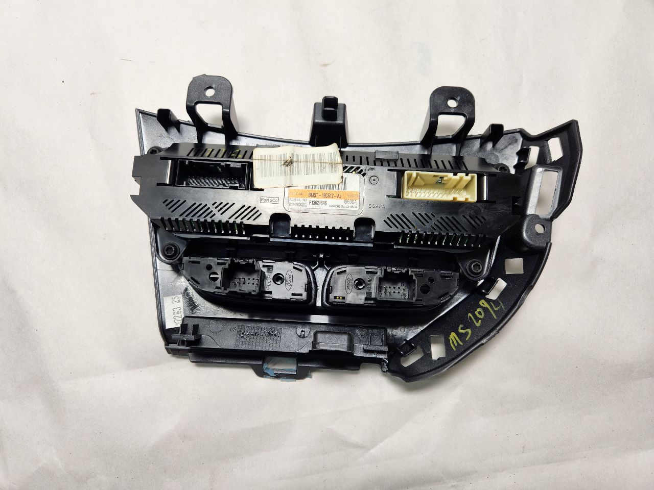 2012 FORD FOCUS 4cyl Gasoline 2.0 PZEV TEMP CONTROL - 392976 — photo 3