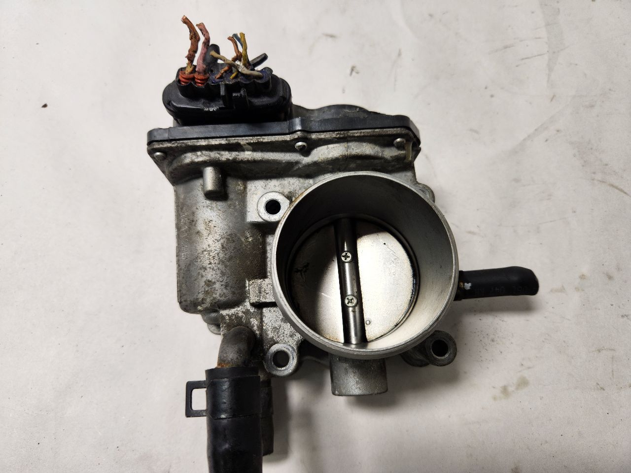 2014 KIA SOUL 4cyl Gasoline 1.6 THROTTLE BODY ASSY - 393056 — photo 1