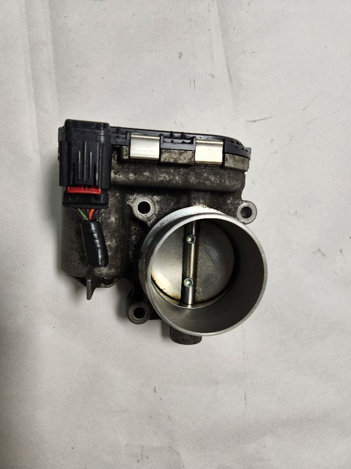 2019 FORD ECOSPORT 2.0L 4cyl Gasoline VVT THROTTLE BODY ASSY - 393069 — photo 1