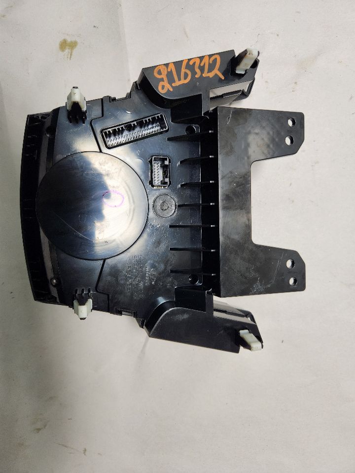 2017 HYUNDAI SANTA FE TEMP CONTROL - 393084 — photo 3