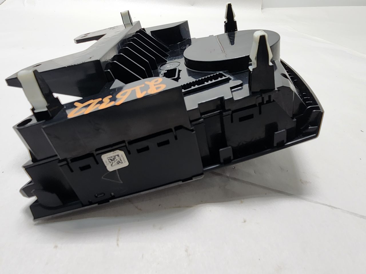 2017 HYUNDAI SANTA FE TEMP CONTROL - 393084 — photo 8