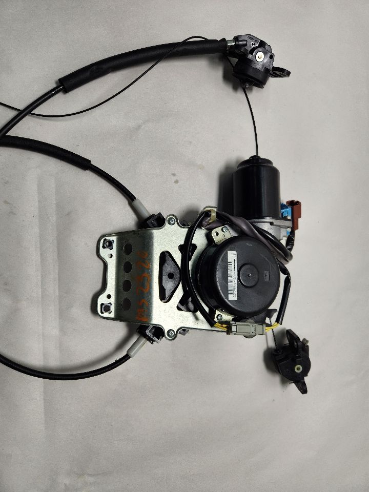 2009 HONDA ODYSSEY 6cyl Gasoline 3.5 Left ELECTRIC DOOR MOTOR - 393088