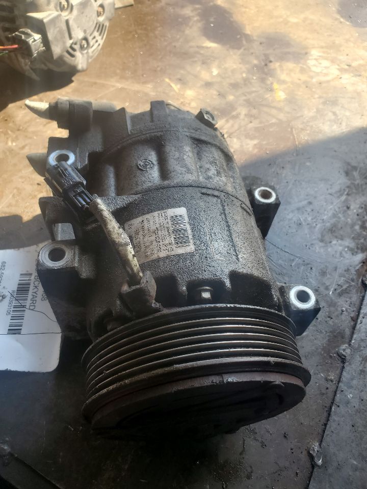 2015 NISSAN ALTIMA 4cyl Gasoline 2.5 DOHC AC COMPRESSOR - 393105 — photo 2