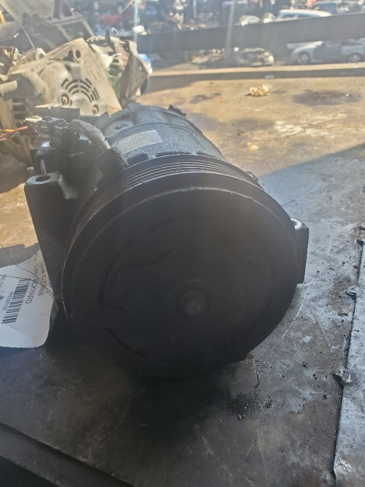 2015 NISSAN ALTIMA 4cyl Gasoline 2.5 DOHC AC COMPRESSOR - 393105 — photo 3