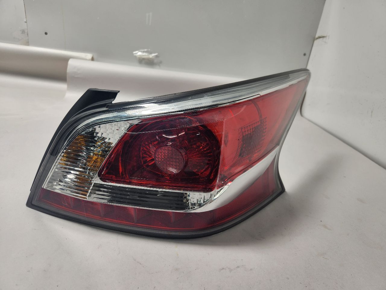 2015 NISSAN ALTIMA 4cyl Gasoline 2.5 DOHC Right TAIL LAMP - 393112 — photo 1