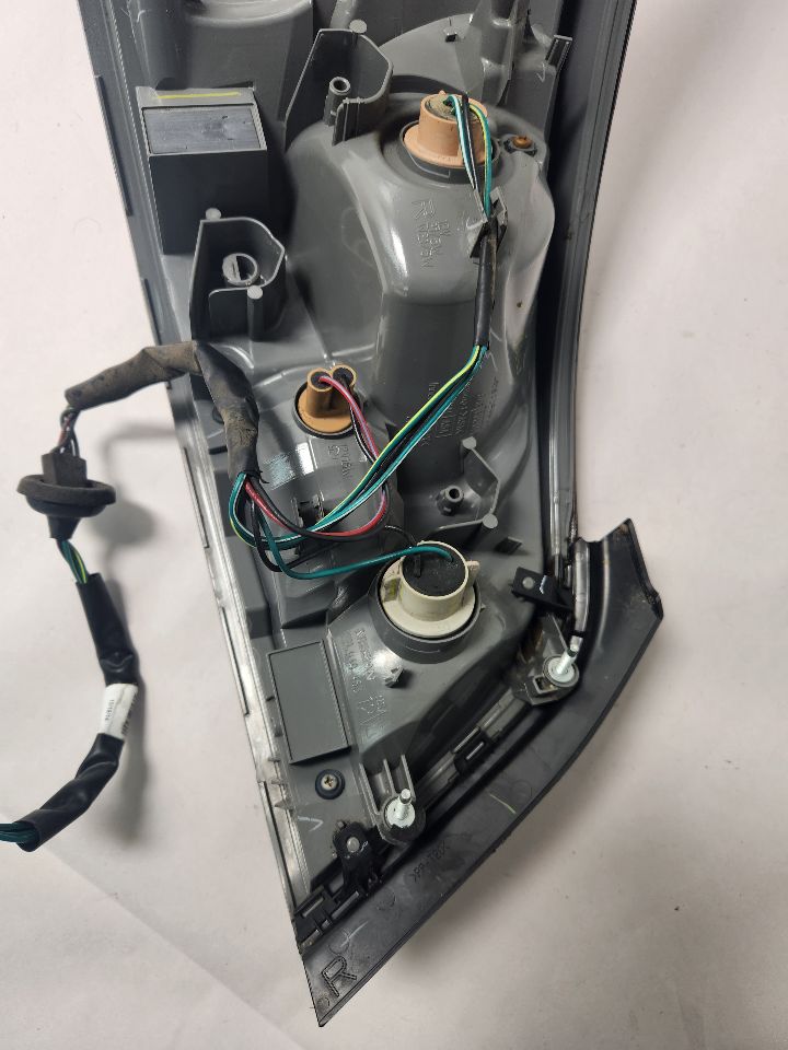 2015 NISSAN ALTIMA 4cyl Gasoline 2.5 DOHC Right TAIL LAMP - 393112 — photo 8