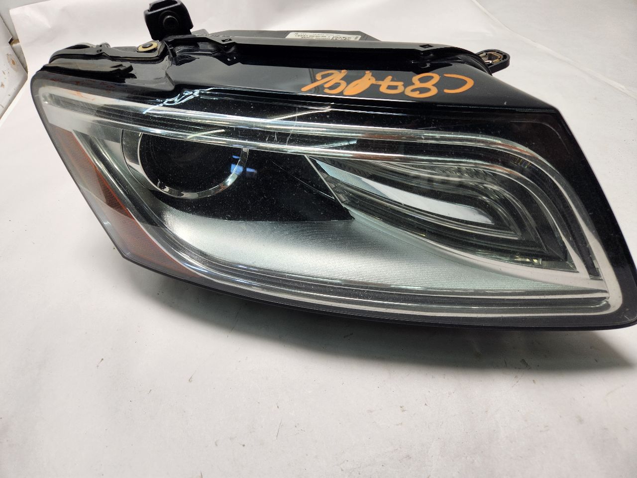 2016 AUDI Q5 4cyl Gasoline Turbo 2.0 Right HEADLAMP ASSEMBLY - 393135