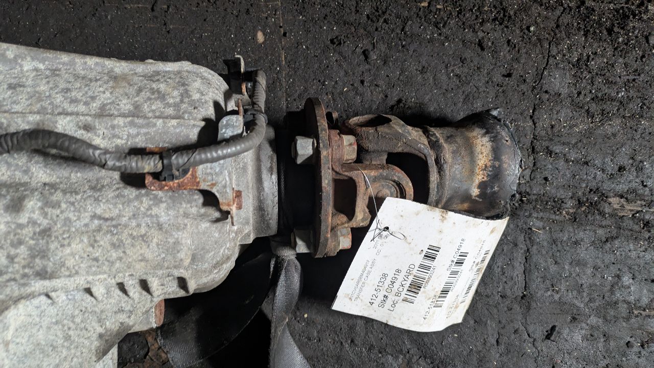 2011 INFINITI G37 6cyl Gasoline 3.7 TRANSFER CASE ASSY - 393241 — photo 5