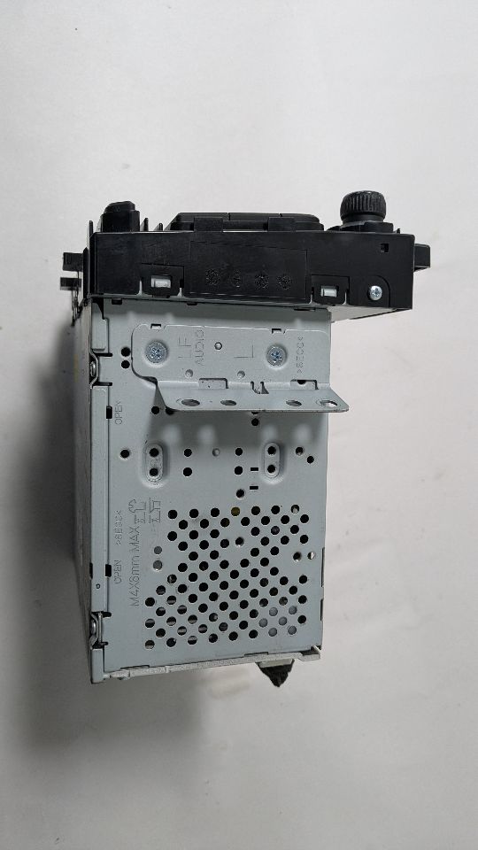 2015 HYUNDAI SONATA 4cyl Gasoline 2.4 PZEV Radio Audio - 393500 — photo 7