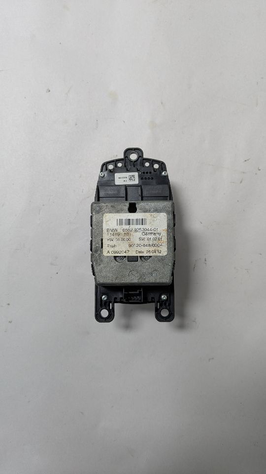 2013 BMW X3 6cyl Gasoline Turbo 3.0 Console, Front - 393511 — photo 3