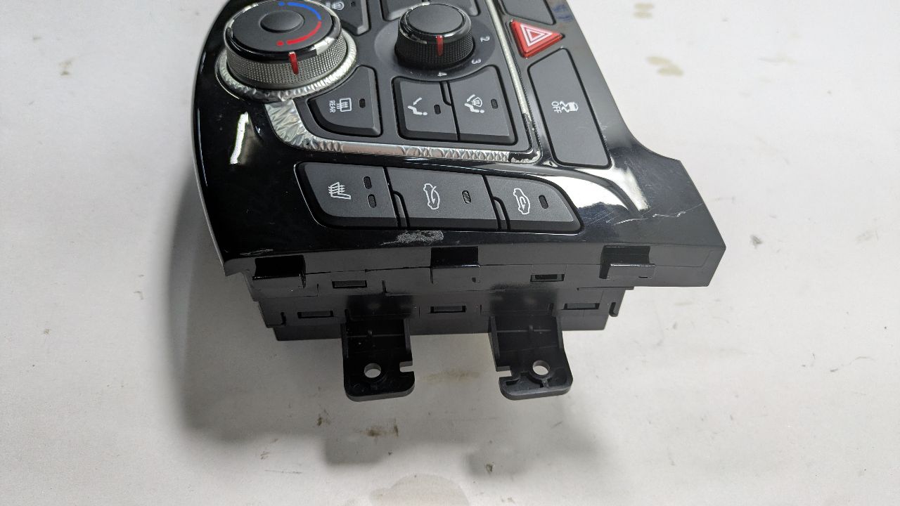 2016 HYUNDAI ELANTRA 4cyl Gasoline 2.0 TEMP CONTROL - 393518 — photo 2