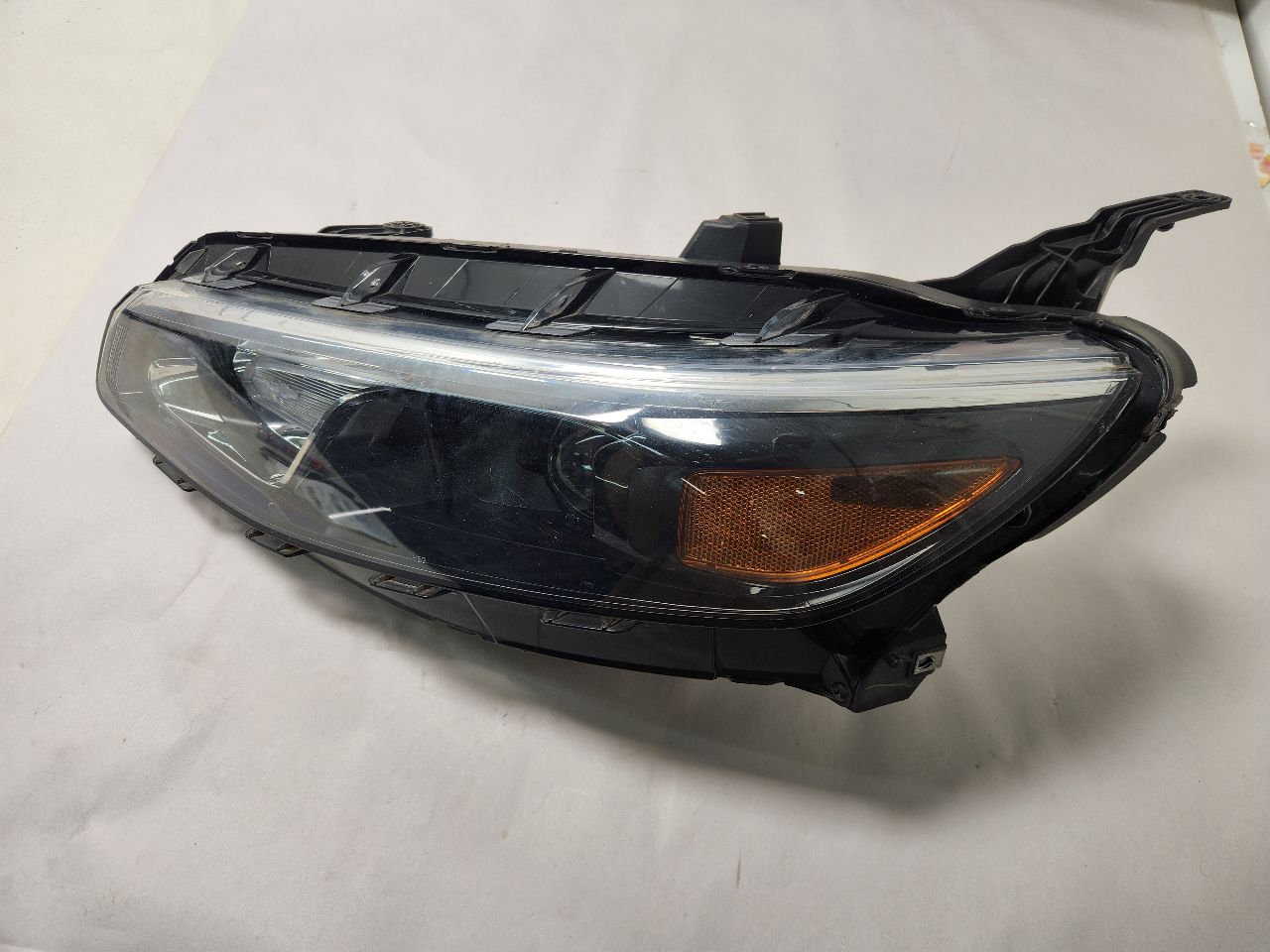 2018 CHEVROLET MALIBU 1.5L 4cyl Turbo Gasoline Left HEADLAMP ASSEMBLY - 393837