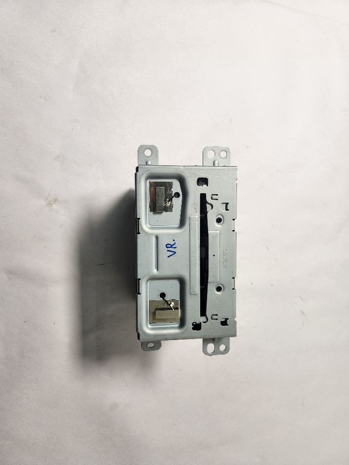2013 CHEVROLET MALIBU Radio Audio - 394127