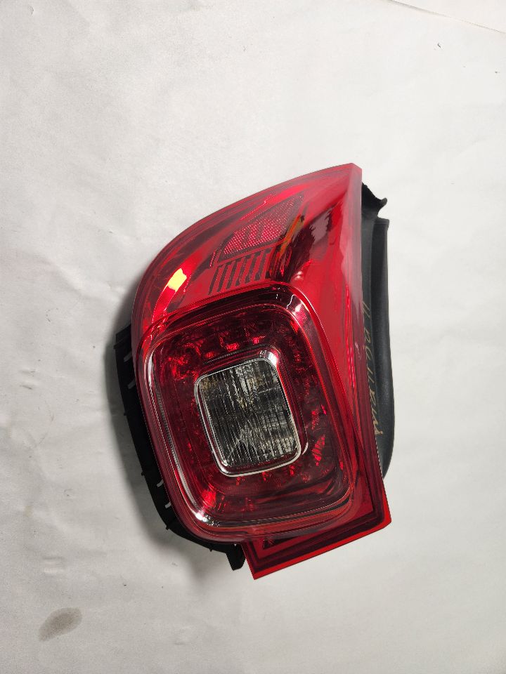 2011 CHEVROLET MALIBU Left TAIL LAMP - 394142