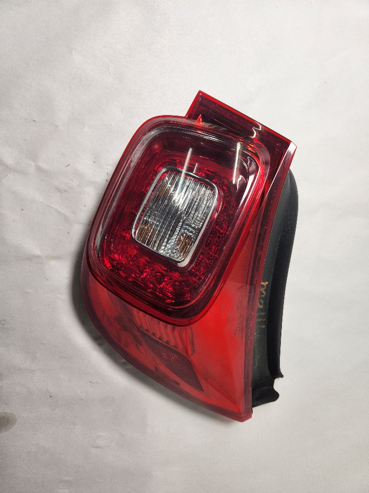 2011 CHEVROLET MALIBU Right TAIL LAMP - 394143