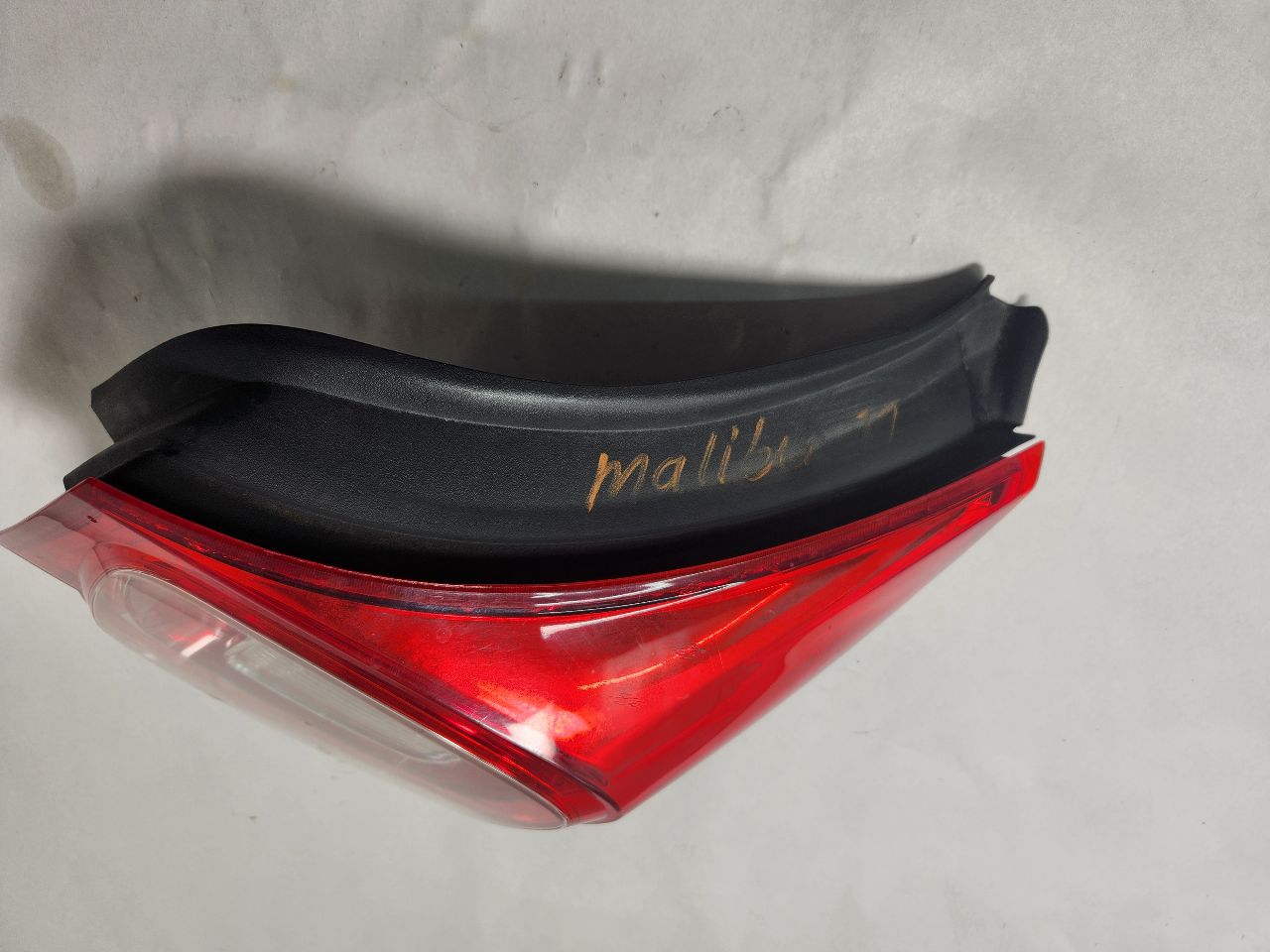 2011 CHEVROLET MALIBU Right TAIL LAMP - 394143 — photo 4