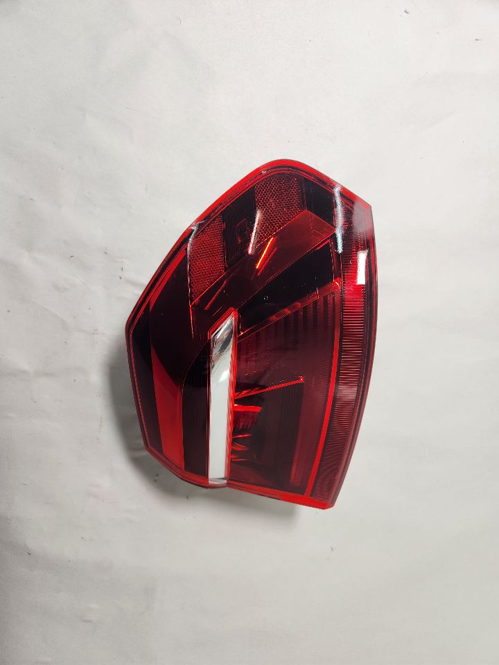 2017 VOLKSWAGEN PASSAT Right TAIL LAMP - 394144