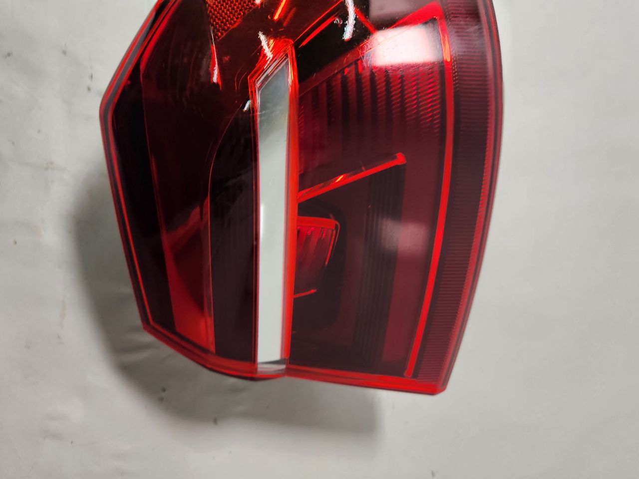 2017 VOLKSWAGEN PASSAT Right TAIL LAMP - 394144 — photo 2